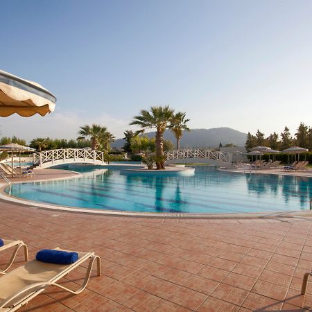 Electra Palace Rhodes 伊利索斯 外观 照片 Pool at the hotel