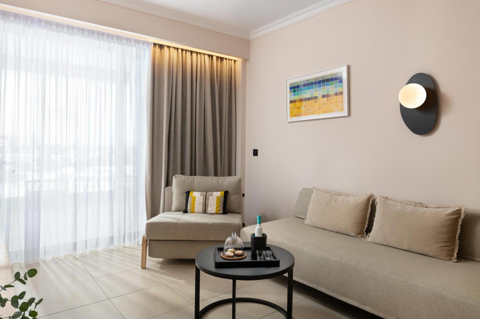 Electra Palace Rhodes 伊利索斯 外观 照片 A room at the hotel